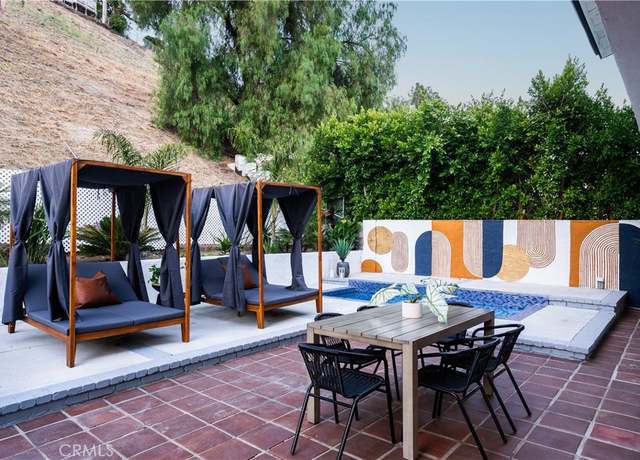 Property at 23413 Oxnard St, Woodland Hills, CA 91367, 4 beds, 3 baths