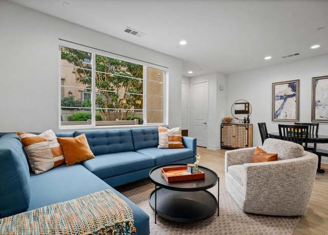Property at 3142 Asto Pl, Carlsbad, CA 92010, 3 beds, 2.5 baths