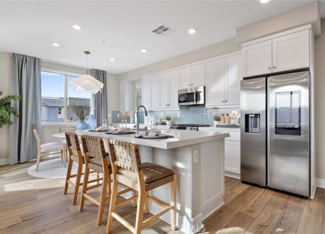 Property at 415 Fawn St, Rancho Mission Viejo, CA 92694, 3 beds, 3 baths