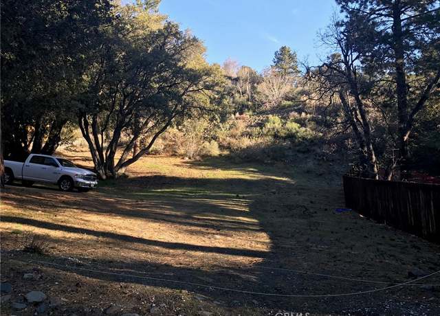 Property at 5774 Acorn Dr, Wrightwood, CA 92397