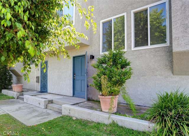 Property at 15305 S Berendo Ave #4, Gardena, CA 90247, 2 beds, 2.5 baths