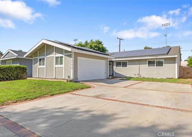 Property at 27418 Arriola Ave, Saugus, CA 91350, 4 beds, 2 baths