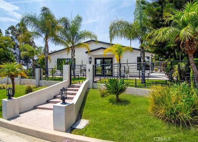 Property at 16940 Knollwood Dr, Granada Hills, CA 91344, 3 beds, 2.5 baths