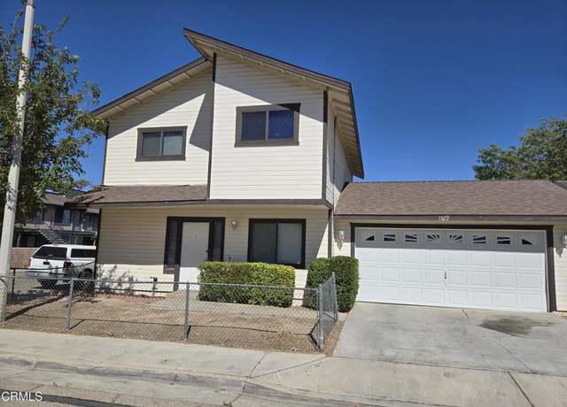 Property at 1822 Park Circle Dr, Lancaster, CA 93535, 3 beds, 3 baths