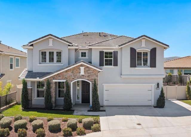 Property at 4650 Silent Knoll Dr, Fallbrook, CA 92028, 4 beds, 3 baths
