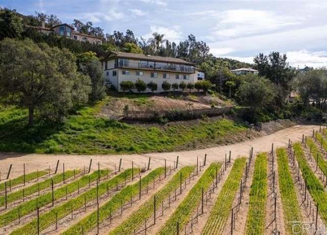 Property at 2839 Lakemont Dr, Fallbrook, CA 92028, 5 beds, 3.5 baths