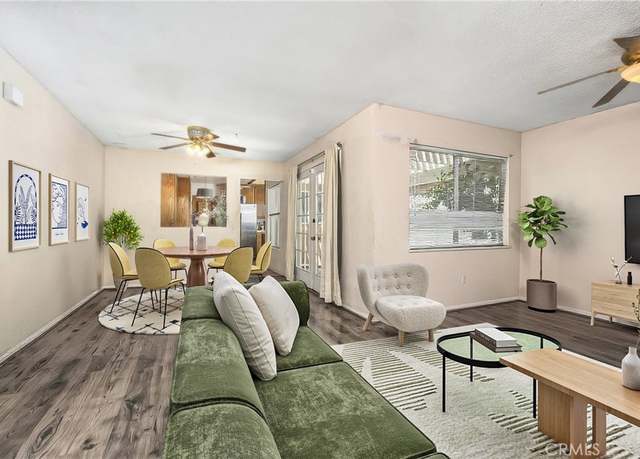 Property at 2820 W Devonshire Ave, Hemet, CA 92545, 2 beds, 2 baths