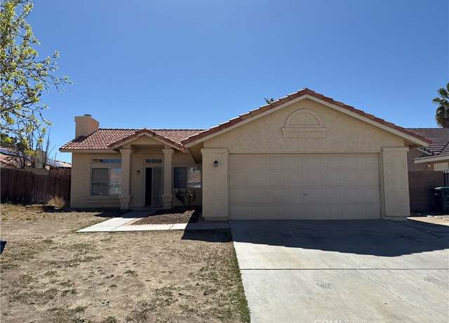 Property at 5726 Barcelona Dr, Palmdale, CA 93552, 3 beds, 2 baths