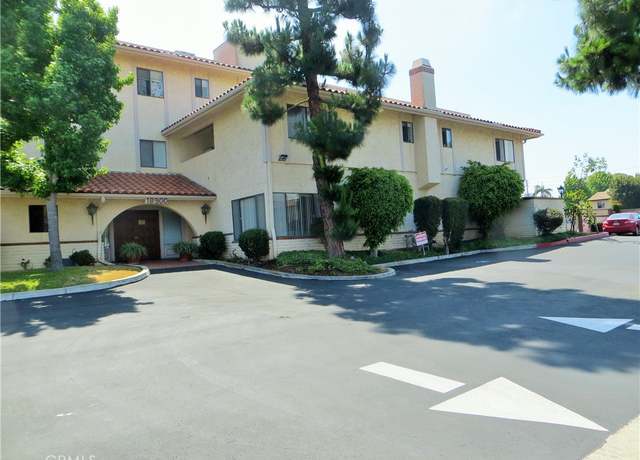 Property at 18900 Delaware #12, Huntington Beach, CA 92648, 1 bed, 1 bath