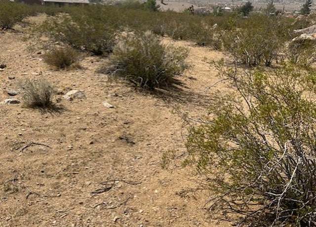 Property at 4362235 Flint Rd, Apple Valley, CA 92307