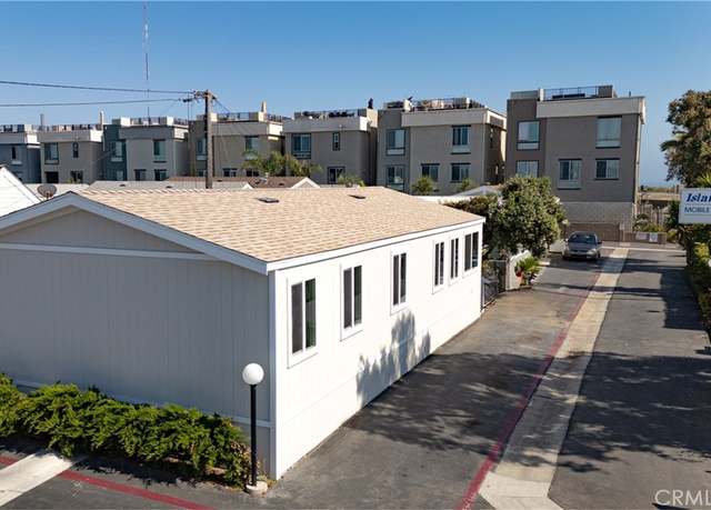 Property at 1660 Whittier Ave #1, Costa Mesa, CA 92627, 2 beds, 2 baths