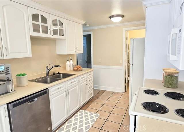 Property at 623 Church Pl #3, Redlands, CA 92374, 3 beds, 2.5 baths