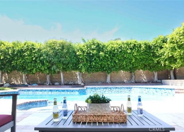 Property at 17063 Knapp St, Northridge, CA 91325, 5 beds, 5 baths