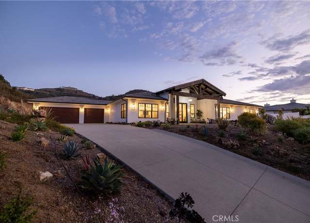 Property at 3325 Sagewood Hills Rd, Vista, CA 92084, 5 beds, 4.5 baths