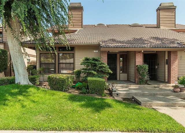 Property at 712 E Magill Ave, Fresno, CA 93710, 3 beds, 2 baths
