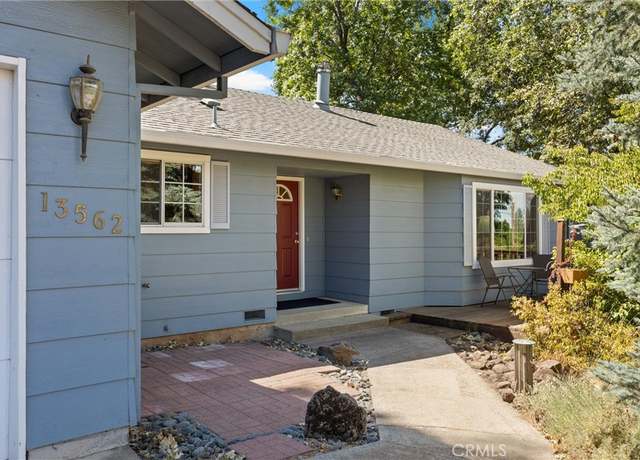 Property at 13562 S Park Dr, Magalia, CA 95954, 3 beds, 2 baths