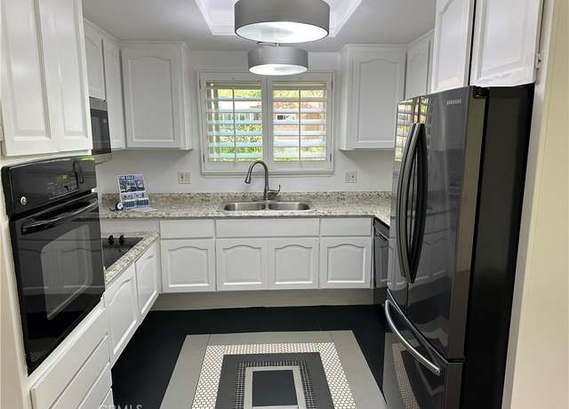 Property at 891 Ronda Sevilla #B, Laguna Woods, CA 92637, 1 bed, 1 bath