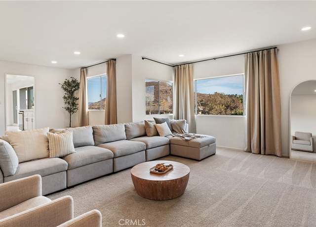 Property at 1134 Calle Pinata, Thousand Oaks, CA 91360, 4 beds, 2 baths