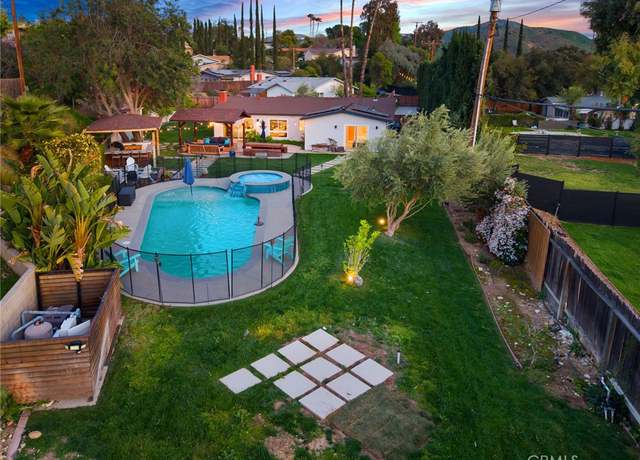 Property at 26255 Hatmor Dr, Calabasas, CA 91302, 3 beds, 3.5 baths