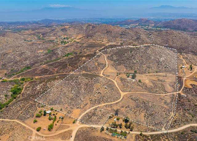 Property at 24900 El Toro Rd, Lake Elsinore, CA 92532
