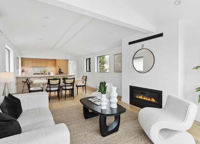 Property at 2058 Montgomery Ave, Cardiff By The Sea, CA 92007, 3 beds, 3.5 baths