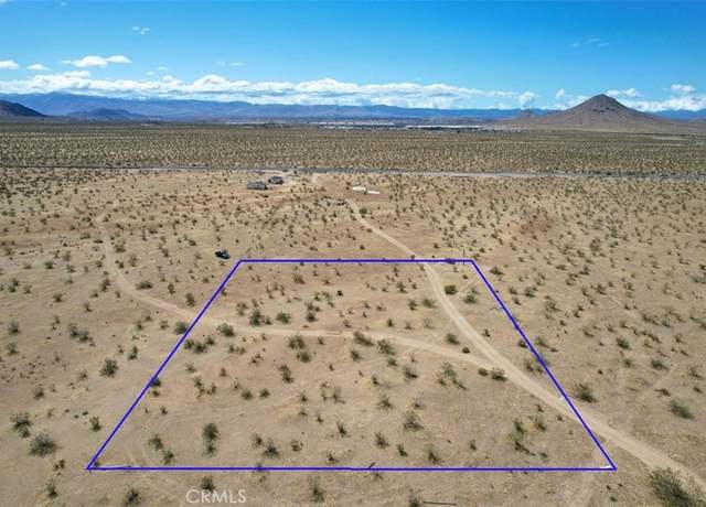 Property at 18 Quarry Rd, Apple Valley, CA 92307