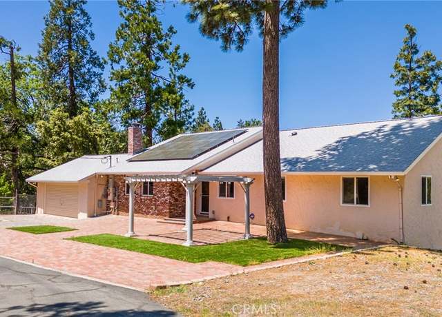 Property at 5750 Glacier Pt, Mariposa, CA 95338, 3 beds, 2 baths