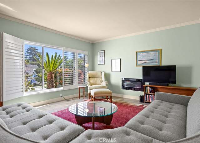 Property at 4335 Sunnyslope Ave, Sherman Oaks, CA 91423, 3 beds, 2 baths