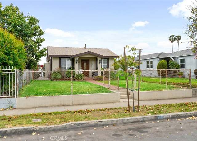 Property at 914 E 113th St, Los Angeles, CA 90059, 3 beds, 2 baths