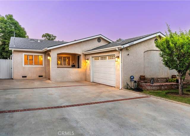 Property at 13837 Sylvan St, Valley Glen, CA 91401, 4 beds, 2.5 baths