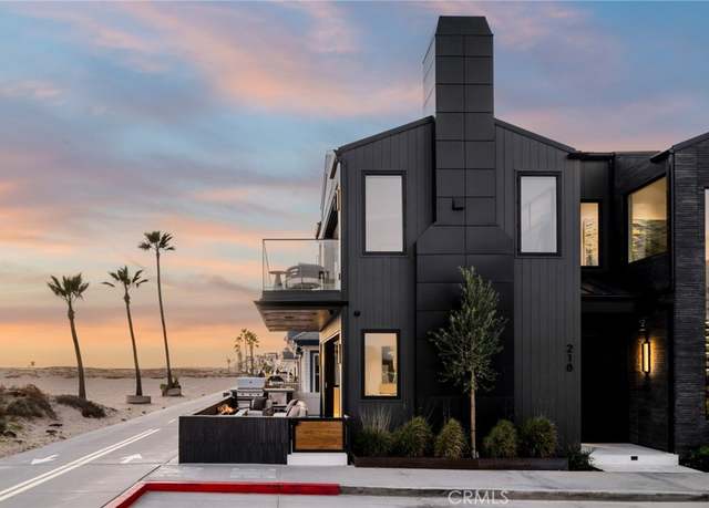 Property at 218 E Oceanfront, Newport Beach, CA 92661, 4 beds, 3.5 baths