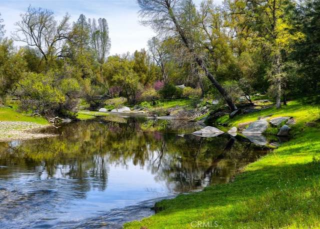 Property at 3729 Ben Hur Rd, Mariposa, CA 95338, 3 beds, 2 baths