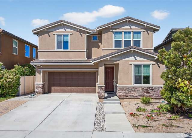 Property at 531 Owens River Dr, Oxnard, CA 93036, 4 beds, 3 baths