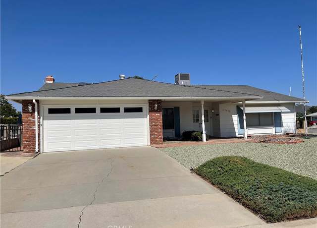 Property at 27680 Boston Dr, Menifee, CA 92586, 2 beds, 2 baths