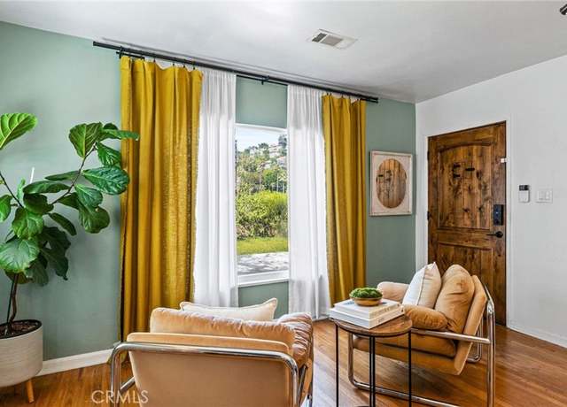 Property at 3209 Bennett Dr, Los Angeles, CA 90068, 2 beds, 1 bath