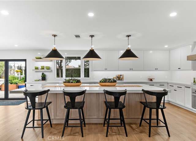 Property at 20011 Colgate Cir, Huntington Beach, CA 92646, 5 beds, 3 baths