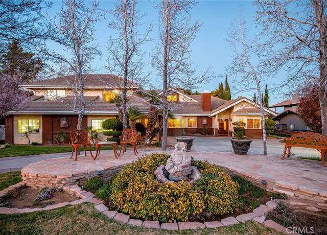 Property at 41504 Mission Dr, Palmdale, CA 93551, 5 beds, 4 baths