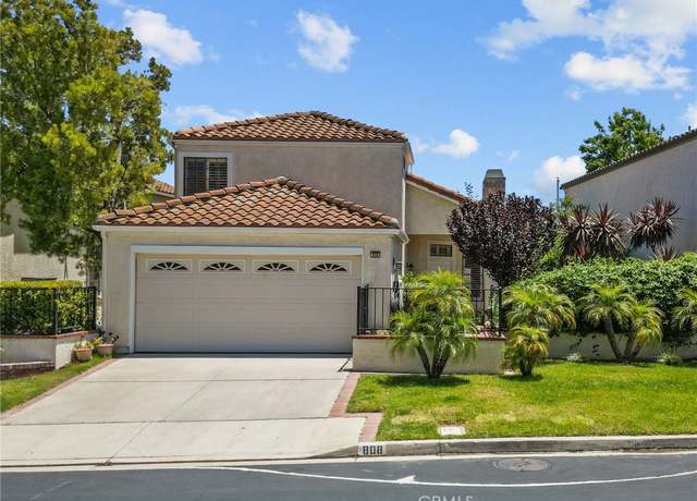 Property at 808 Links View Dr, Simi Valley, CA 93065, 2 beds, 2.5 baths