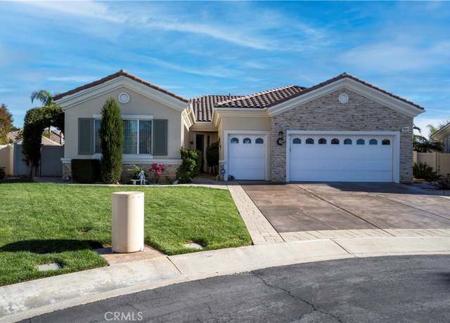 Property at 1572 Summerlin Ct, Beaumont, CA 92223, 2 beds, 2.5 baths