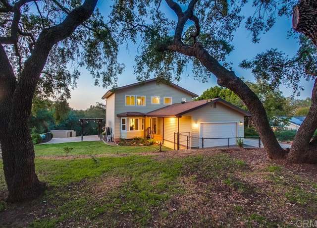 Property at 10452 Burned Oak Ln, Escondido, CA 92026, 3 beds, 2.5 baths