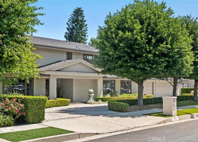 Property at 17641 Corinthian Dr, Encino, CA 91316, 6 beds, 4.5 baths