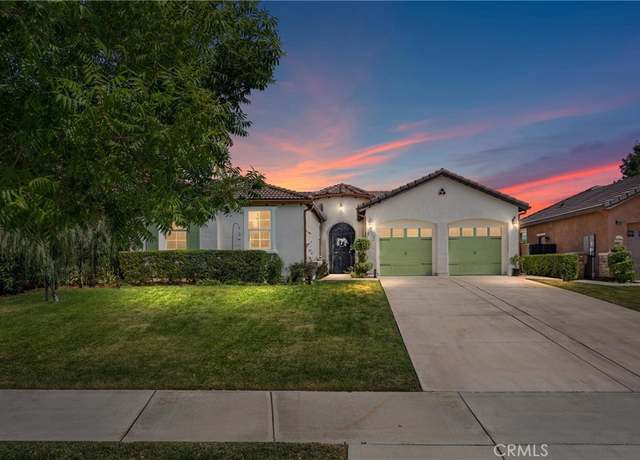 Property at 10705 Topiary Dr, Bakersfield, CA 93306, 3 beds, 2 baths
