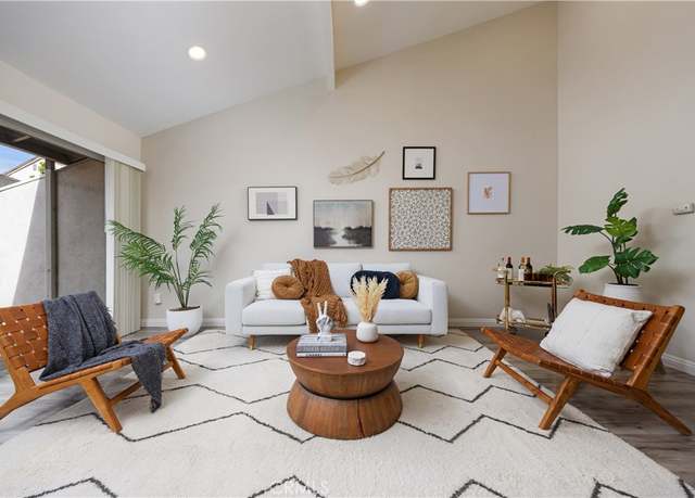 Property at 2335 Conejo Ln #24, Fullerton, CA 92833, 2 beds, 1.5 baths