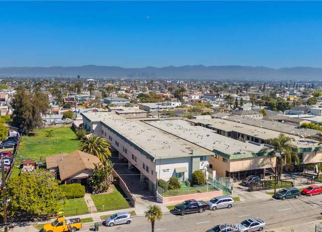Property at 1451 W 105th St, Los Angeles, CA 90047, 37 beds, 28 baths