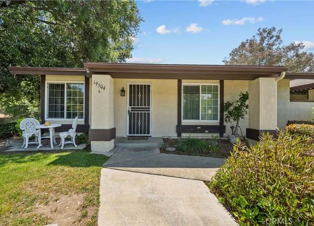 Property at 19504 Avenue Of The Oaks Unit C, Newhall, CA 91321, 2 beds, 2 baths