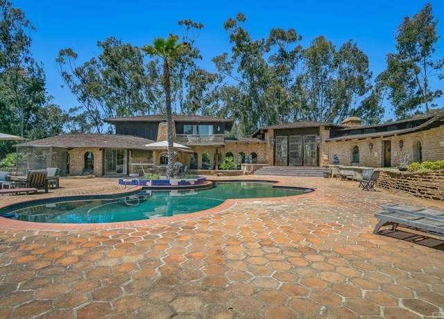 Property at 15390 Las Planideras, Rancho Santa Fe, CA 92067, 4 beds, 4.5 baths
