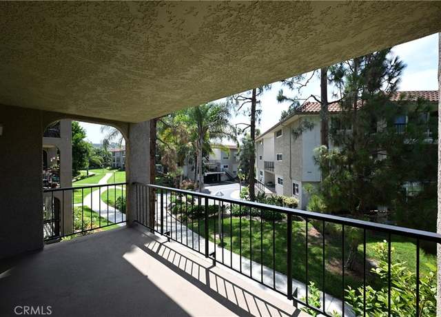 Property at 3241 San Amadeo Unit 2H, Laguna Woods, CA 92637, 3 beds, 2 baths