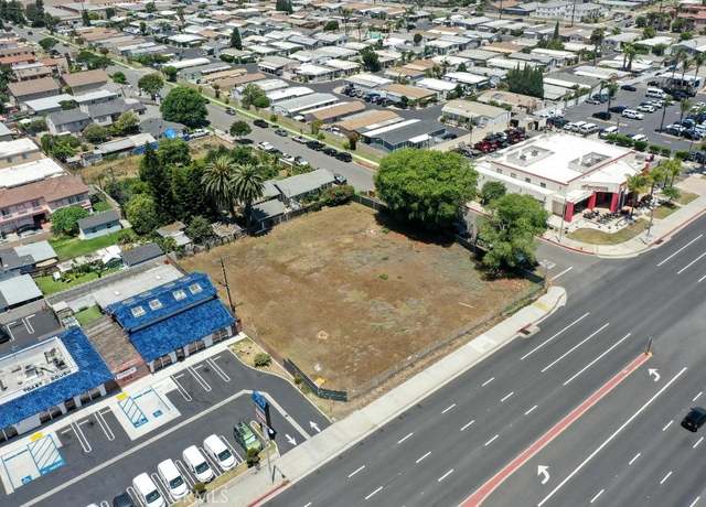 Property at 7942 Speer Dr, Huntington Beach, CA 92647