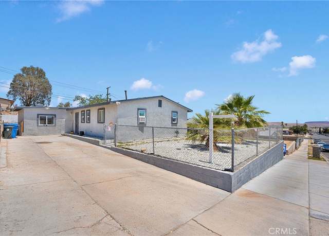 Property at 929 E Elizabeth St, Barstow, CA 92311, 3 beds, 1 bath