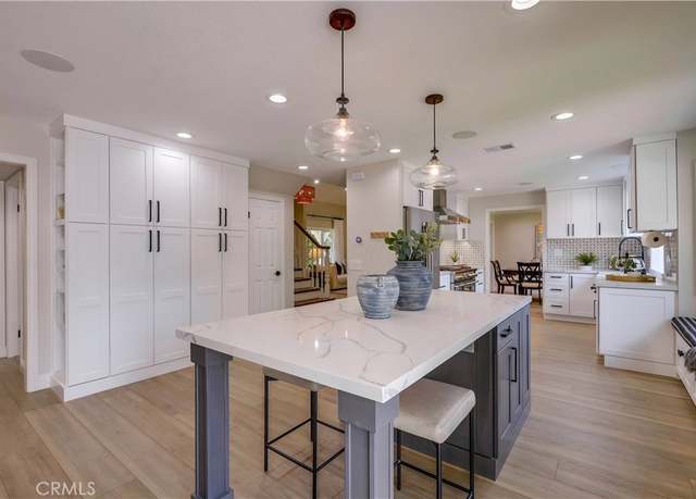 Property at 25011 Calle Madera, Lake Forest, CA 92630, 4 beds, 3 baths